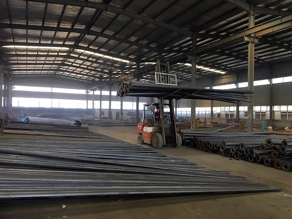 Lamp pole welding workshop